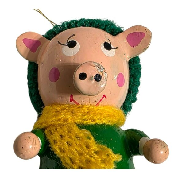 Vintage Wooden Pig Christmas Ornament Knit Hat Scarf Sled Kitsch Piglet Piggy 3" - Picture 3 of 8